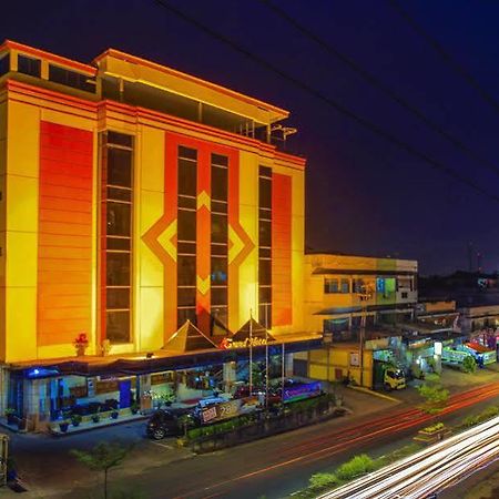 Grand Hotel Jambi Eksteriør bilde