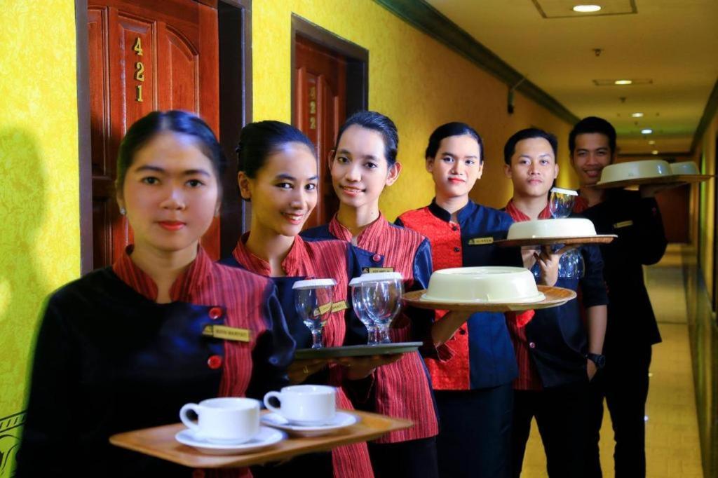 Grand Hotel Jambi Eksteriør bilde