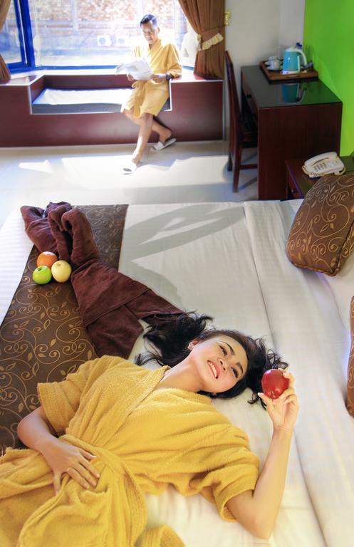 Grand Hotel Jambi Eksteriør bilde